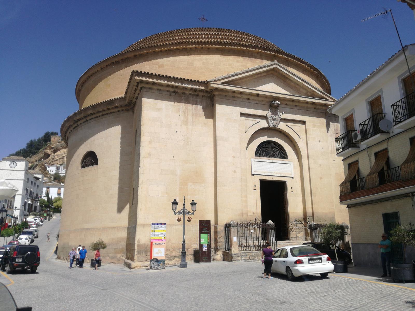 El arzobispado de Granada puso a su nombre bienes en Montefrío, Íllora, Zafarraya y Loja entre 1998 y 2015.